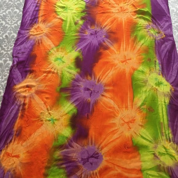 Tie-dye Rainbow-coloured Scarf or Beach Cover-up - Picture 3 of 5
